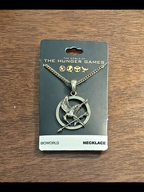 The Hunger Games Mockingjay Pendant Necklace by Bioworld Katniss Everdeen NWT